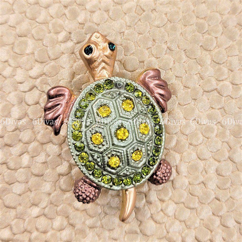 𝅺GREEN Turtle  Small Brooch Pin